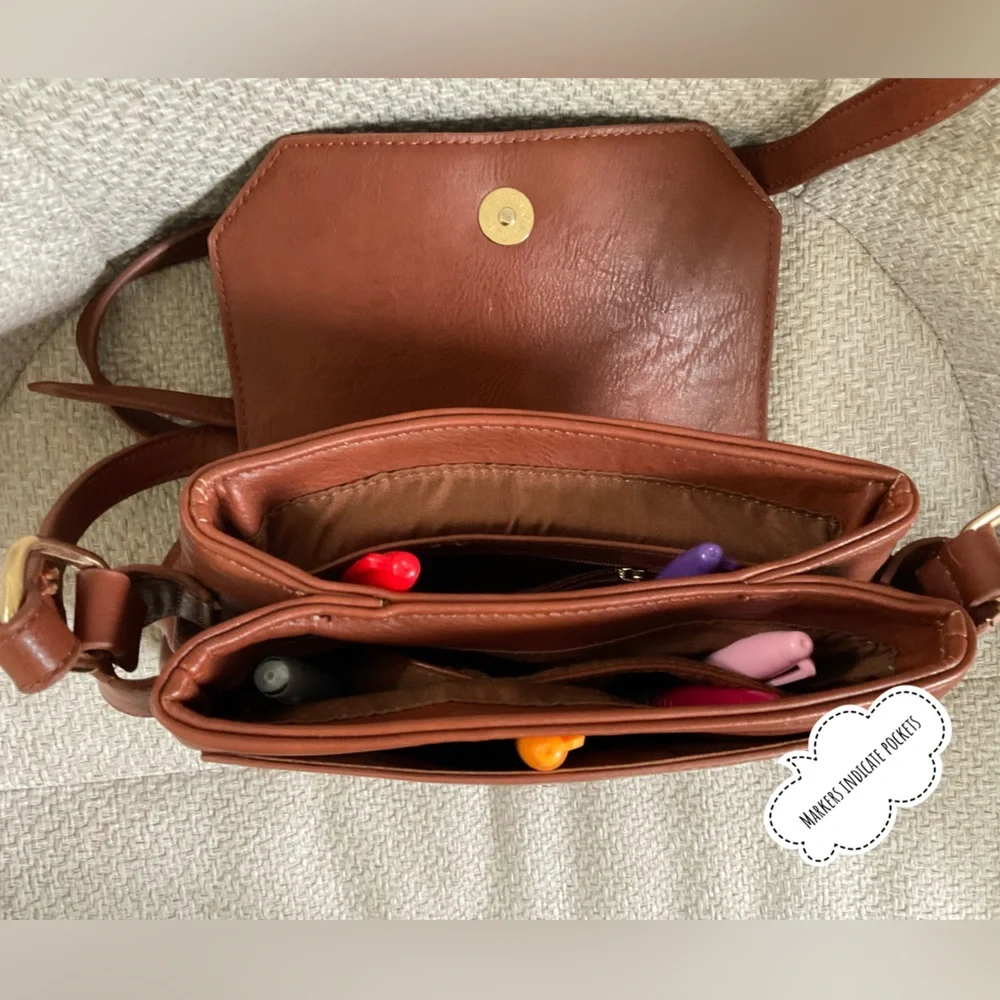Tan Leather Crossbody Bag Tassel Detail & lots of Pockets - Adjustable Strap 👜 - Picture 7 of 8